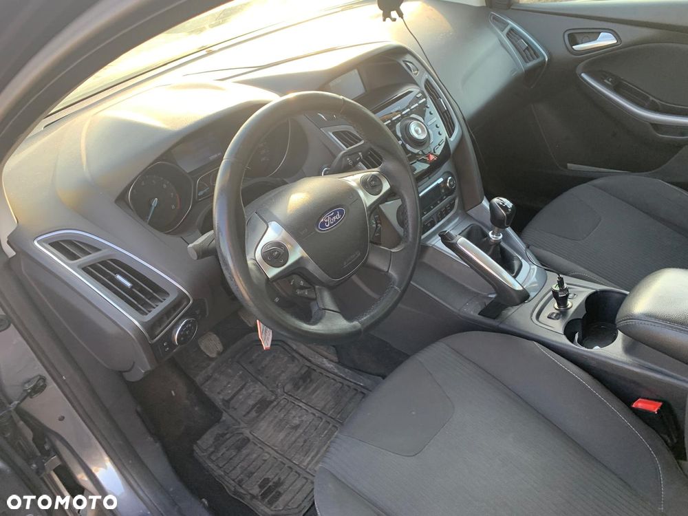 Ford Focus 1.6 EcoBoost Titanium - 6