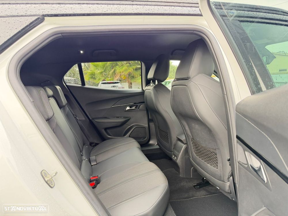 Peugeot 2008 1.2 PureTech GT Line - 46