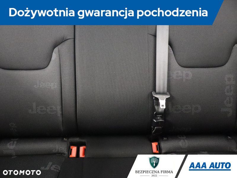 Jeep Renegade - 12