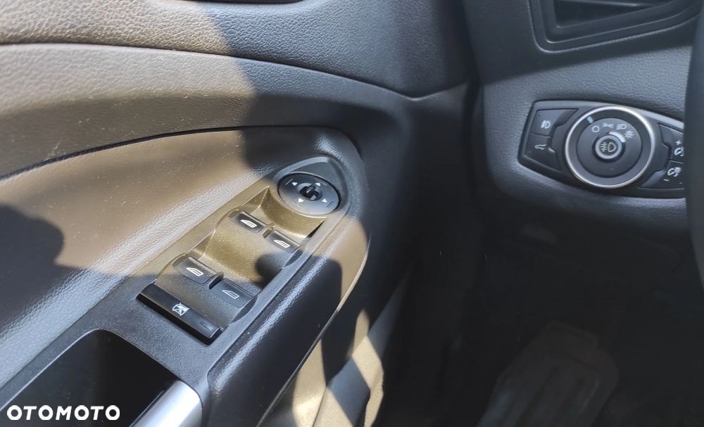 Ford Escape 2.0 EcoBoost AWD Titanium - 20