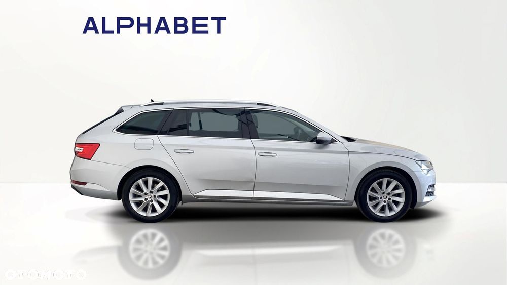 Skoda Superb 2.0 TDI SCR Ambition DSG - 6