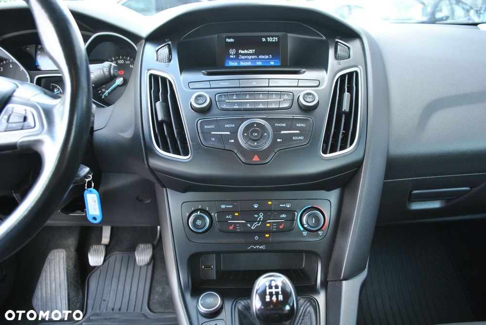 Ford Focus 1.6 Gold X - 17