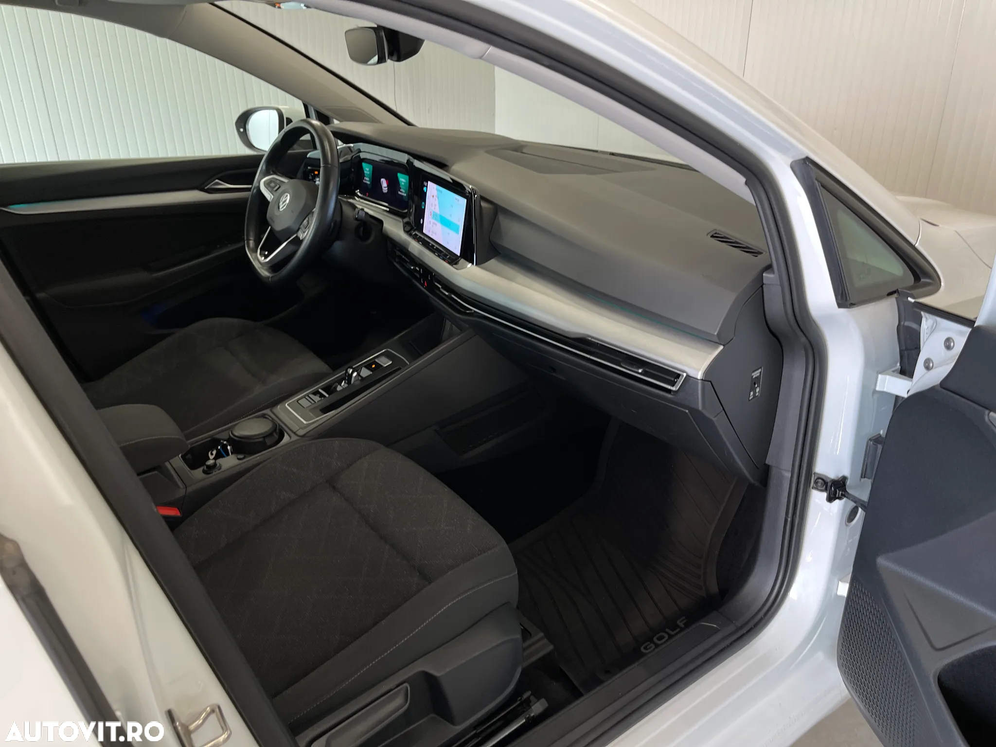 Volkswagen Golf 1.5 eTSI ACT DSG MHEV Life - 9