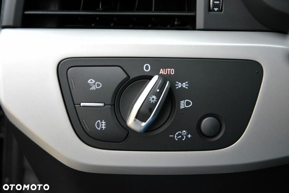 Audi A4 Limousine 35 TFSI S tronic - 20