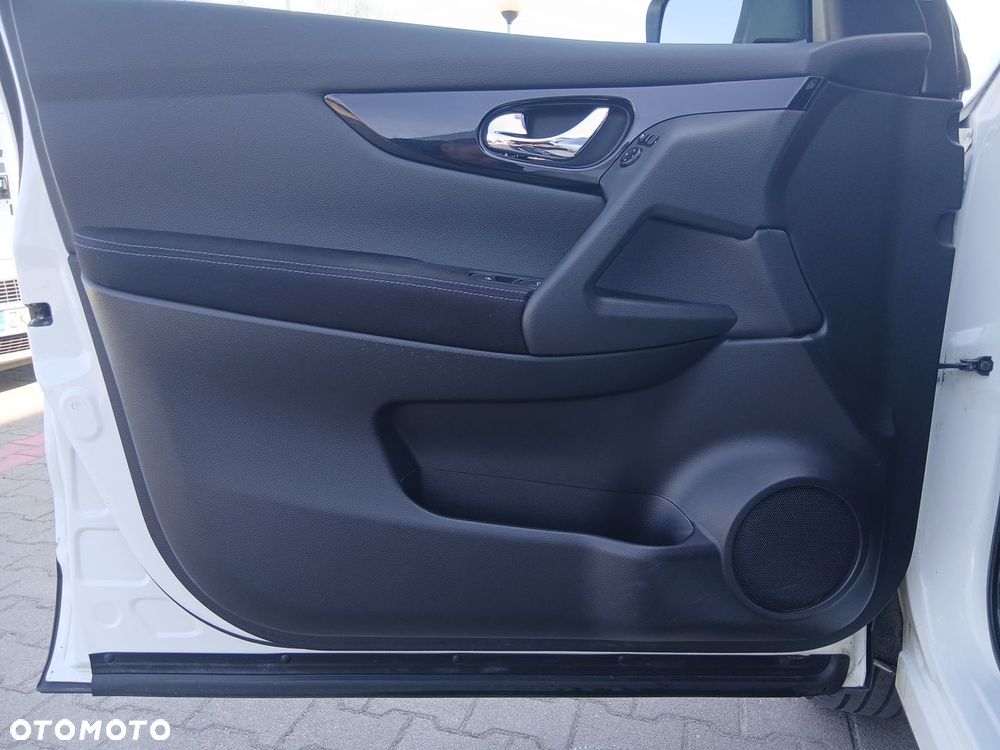 Nissan Qashqai 1.3 DIG-T N-Style EU6d - 36