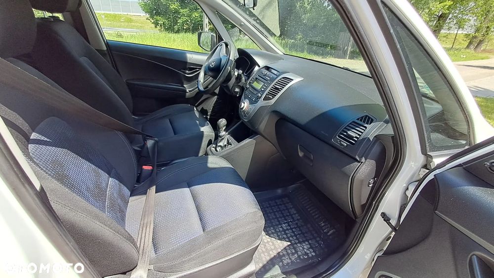 Kia Venga 1.6 CVVT Dream Team Edition - 18