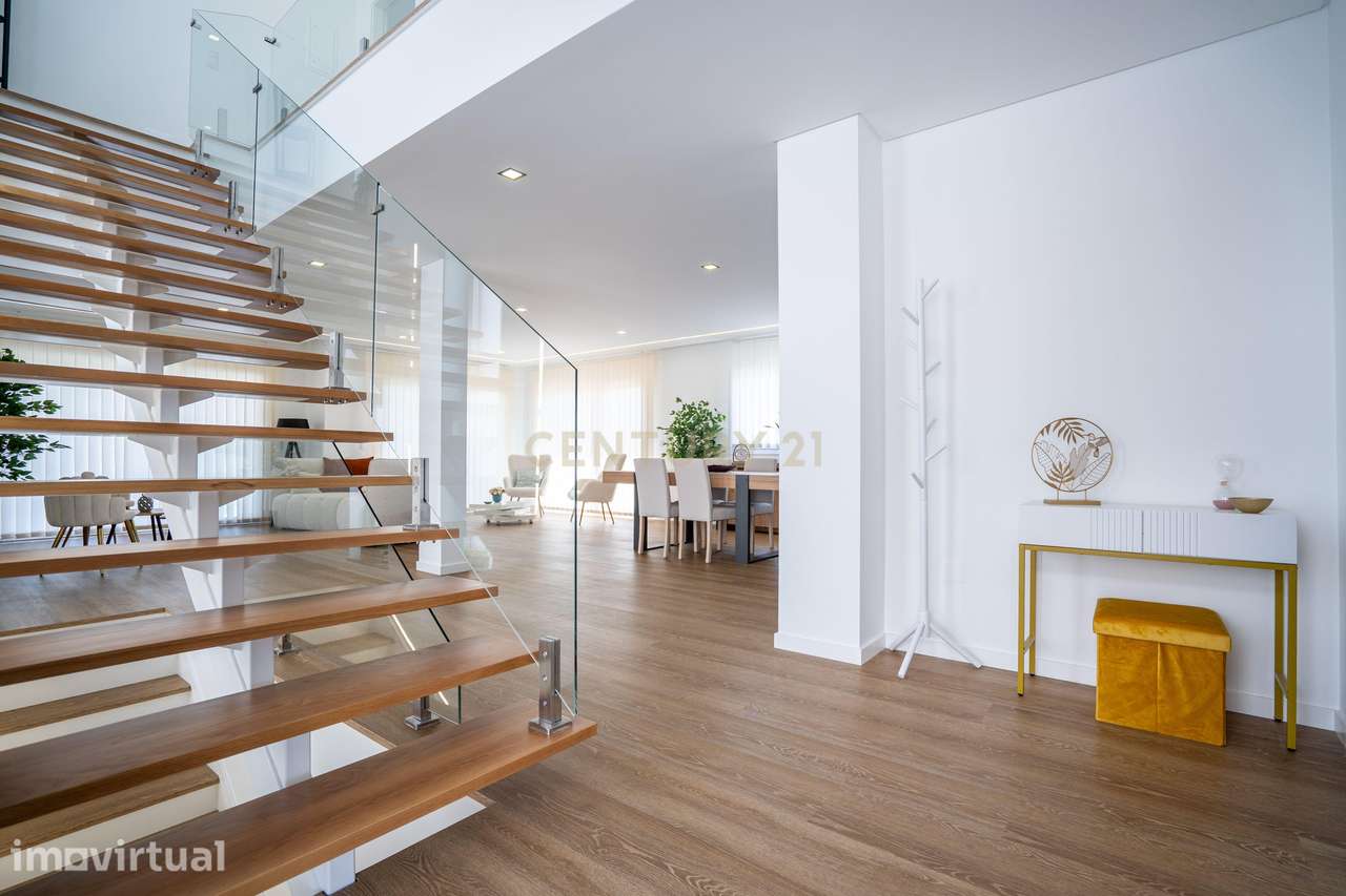 Moradia, 161 m², Vialonga - Grande imagem: 4/60