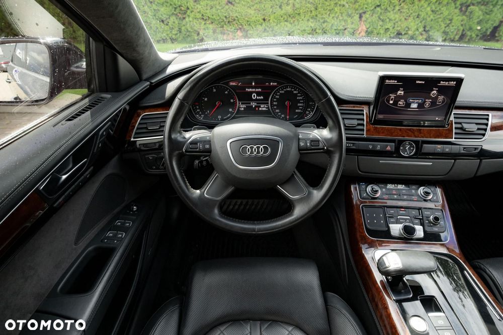Audi A8 4.2 TDI Quattro - 12