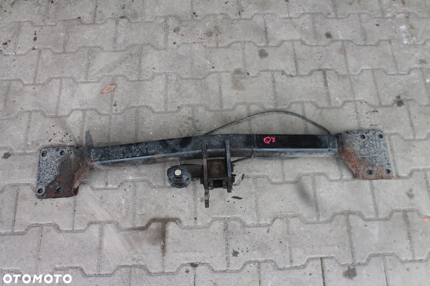 HAK HOLOWNICZY WITTER AUDI Q7 4L 05-15 - 1