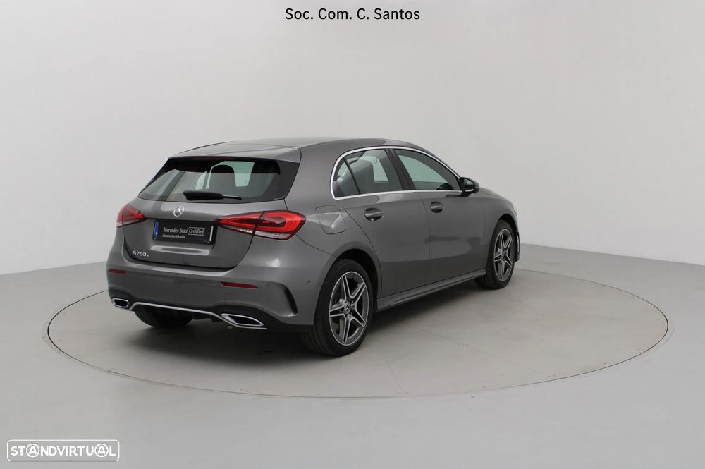 Mercedes-Benz A 250 e AMG Line - 5