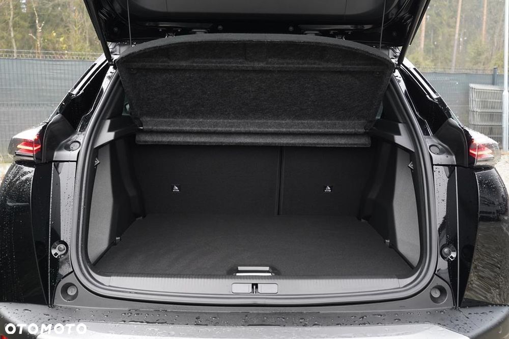 Peugeot 2008 PureTech mHEV Allure e-DCS6 - 7