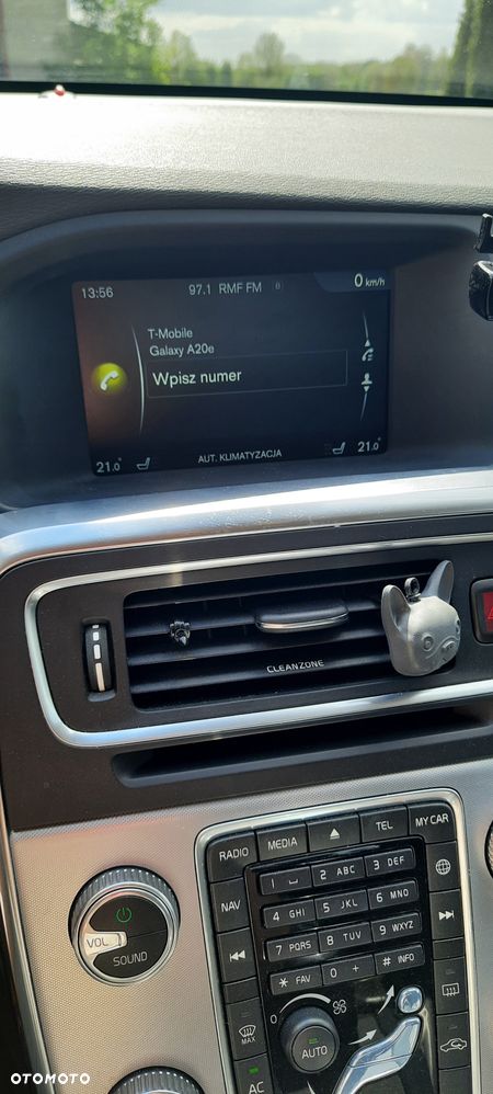 Volvo V60 D2 Momentum - 8
