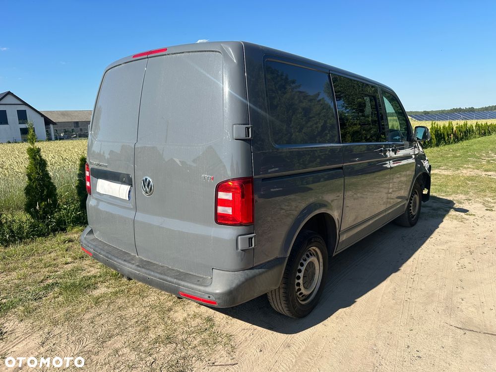 Volkswagen Transporter - 2