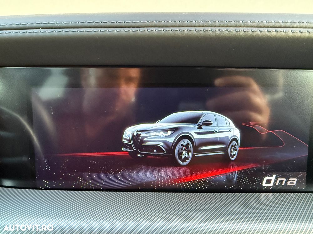 Alfa Romeo Stelvio - 30
