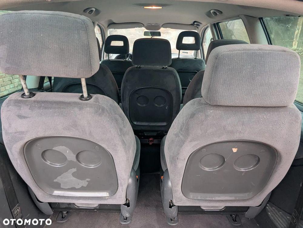 Volkswagen Sharan 1.9 TDI Basis - 9