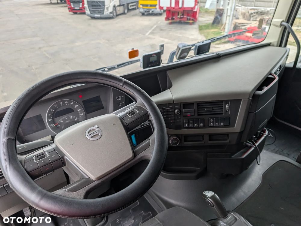 Volvo FH460 - 11