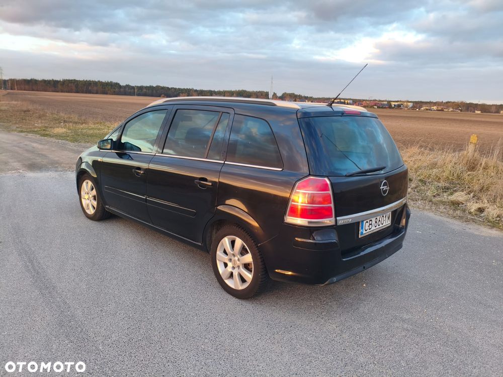 Opel Zafira 1.9 CDTI - 3
