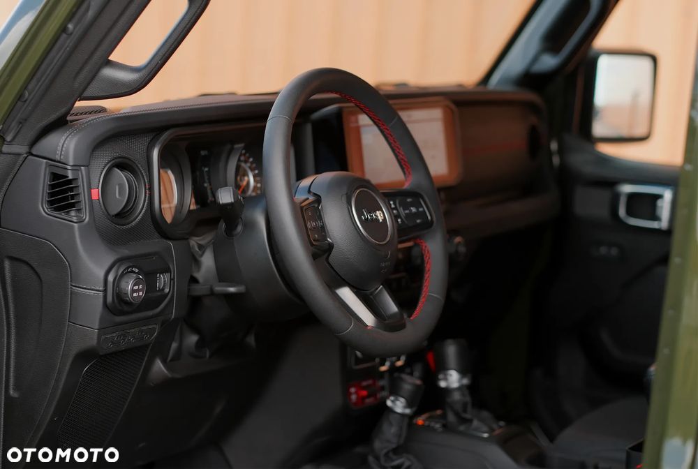 Jeep Wrangler 3.6 Unlim Rubicon - 28