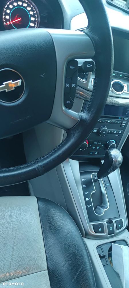 Chevrolet Captiva 2.2 D LTZ - 5