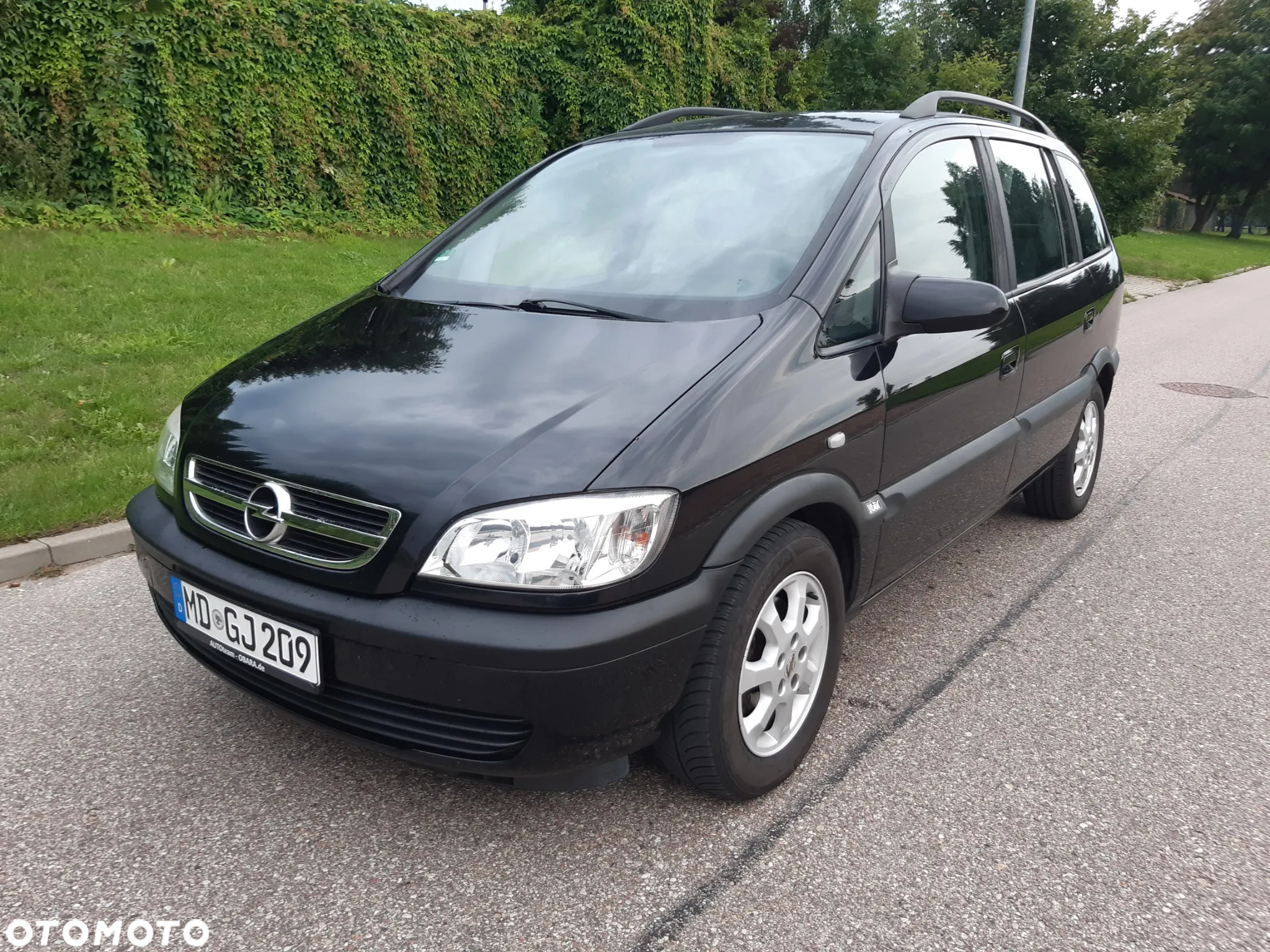 Opel Zafira 1.6 Njoy - 5