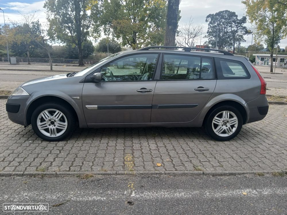 Renault Mégane Break 1.9 dCi C Dynamique - 9