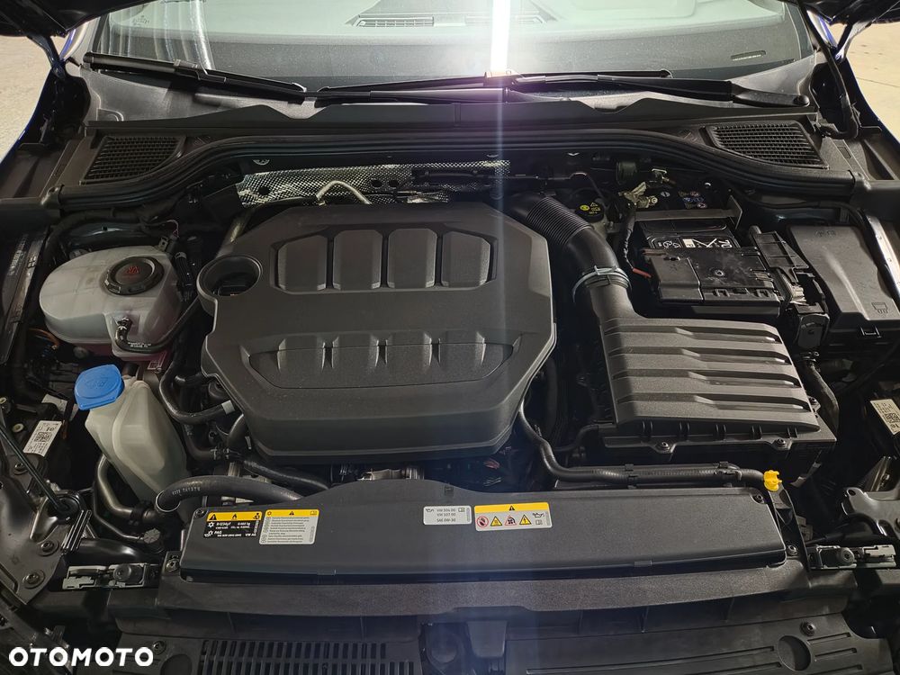 Volkswagen Golf 2.0 TSI 4Motion R DSG - 7