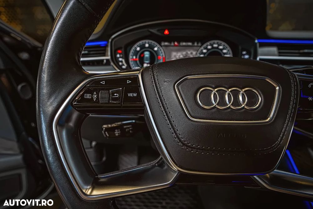 Audi A8 - 24