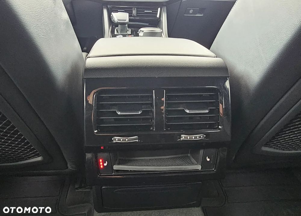 Volkswagen Touareg 3.0 V6 TDI SCR 4Mot R-Line - 5