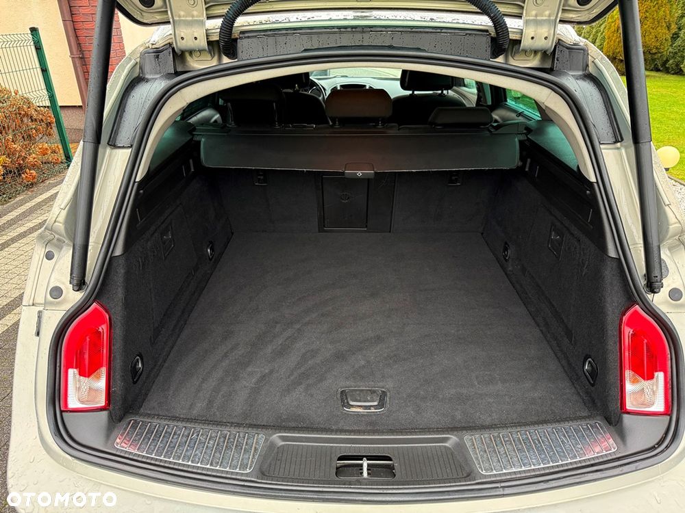 Opel Insignia 1.6 Design Edition - 16