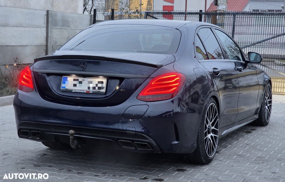 Mercedes-Benz C - 14