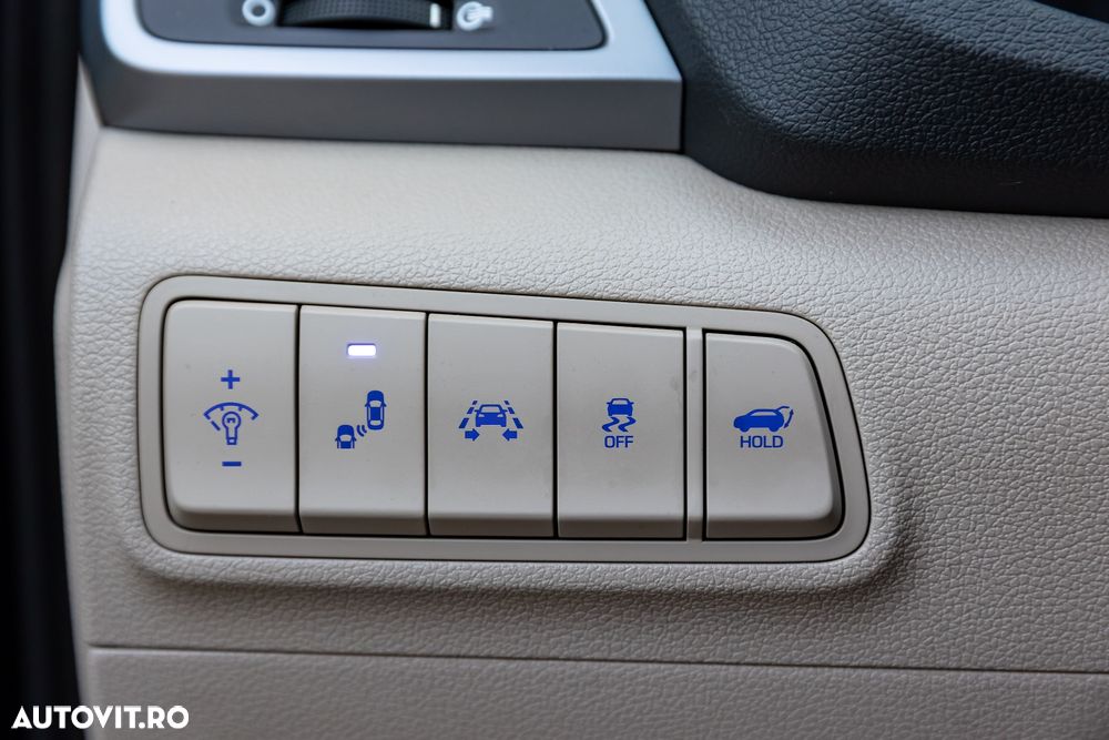 Hyundai Tucson 2.0 CRDI 4WD Automatik Premium - 14