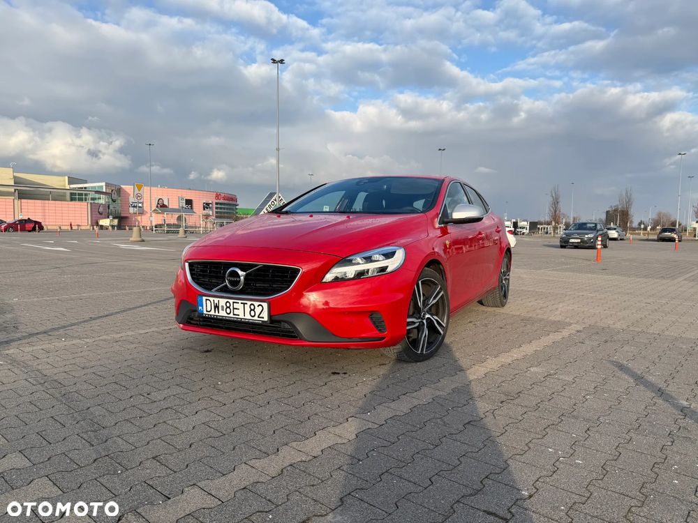 Volvo V40 T3 Drive-E R-Design Momentum - 5