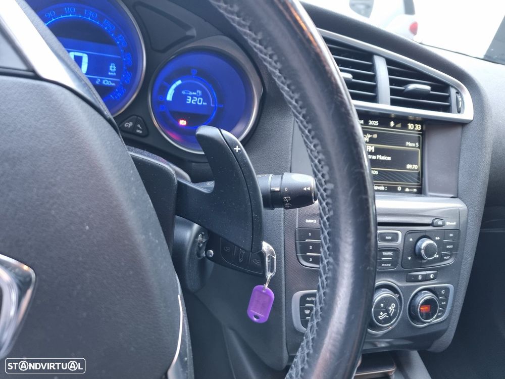 Citroën C4 1.6 e-HDi Exclusive CMP6 - 19