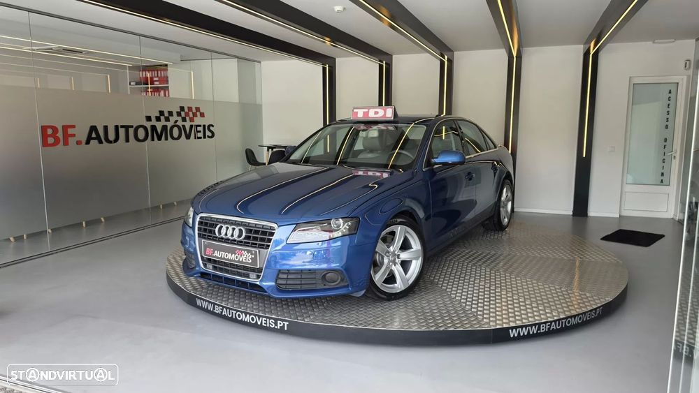 Audi A4 2.0 TDI multitronic - 14
