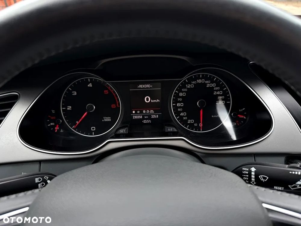 Audi A4 Avant - 28