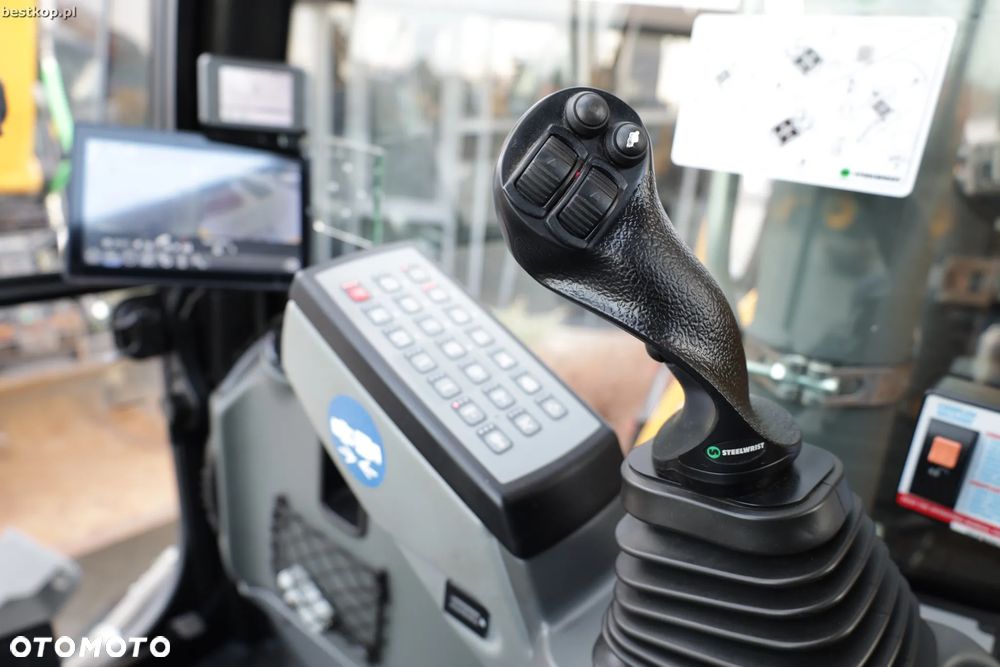 Liebherr A913 Compact Litronic - 29