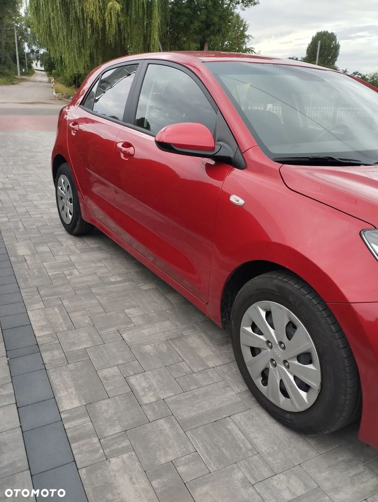 Kia Rio - 2