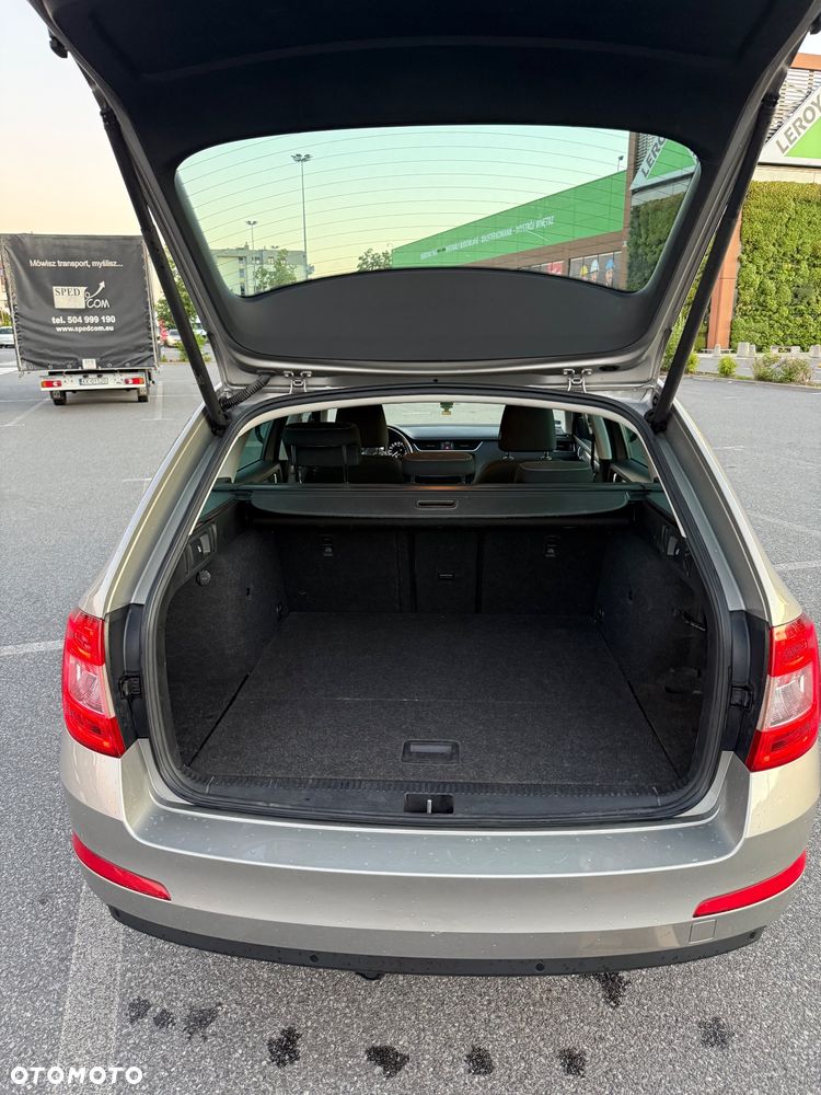 Skoda Octavia 2.0 TDI (Green tec) DSG Joy - 15