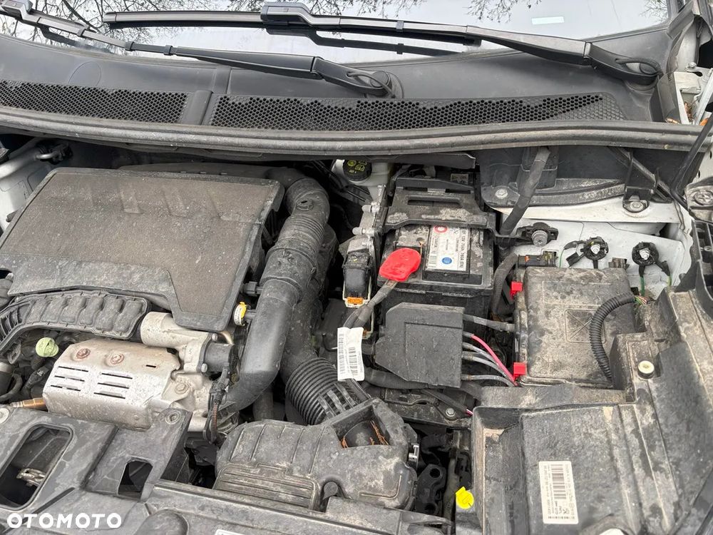 Peugeot 5008 1.2 PureTech Crossway S&S EAT8 - 19