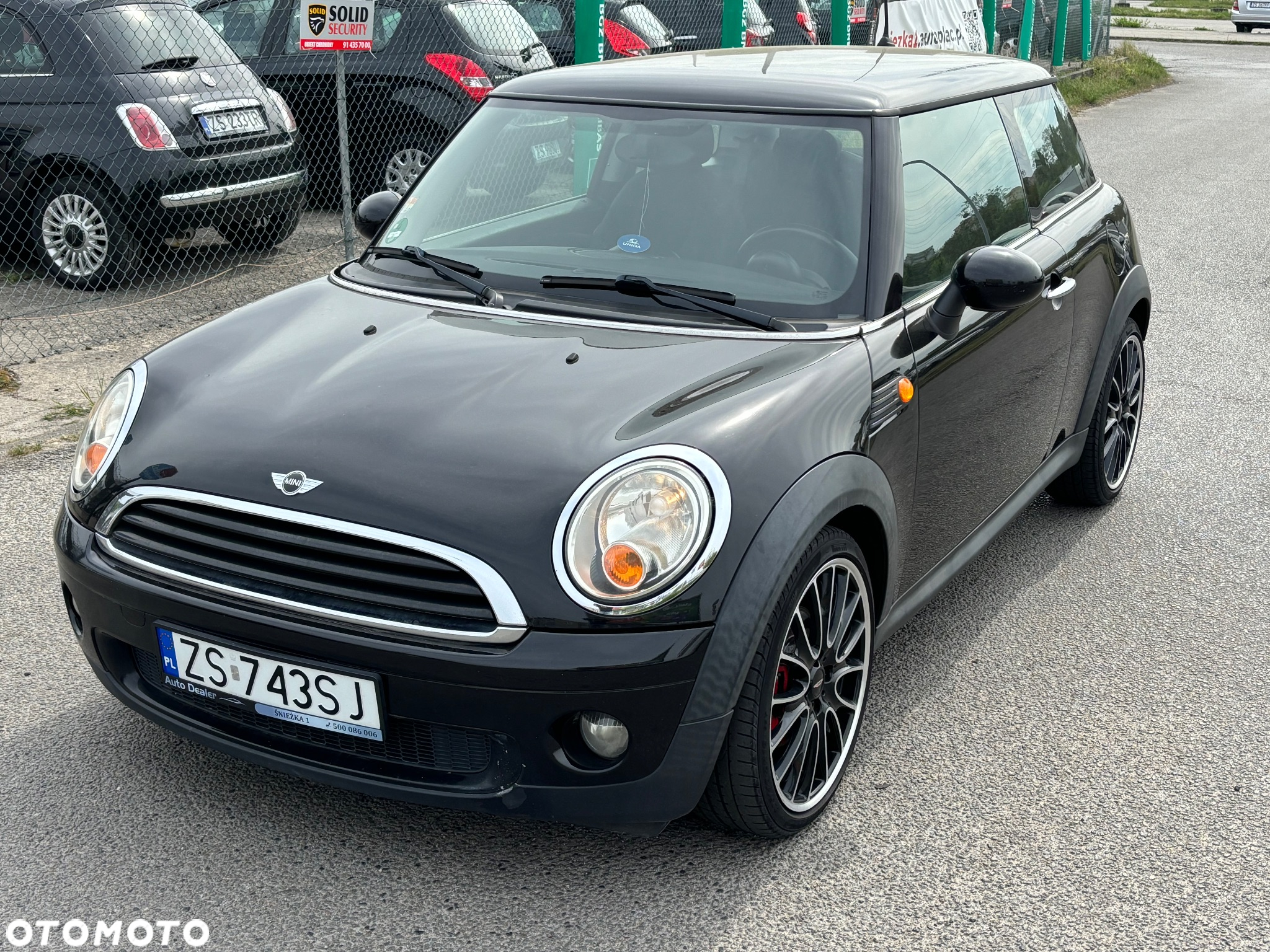 MINI ONE Standard - 9