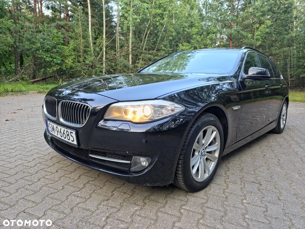BMW Seria 5 520d - 27