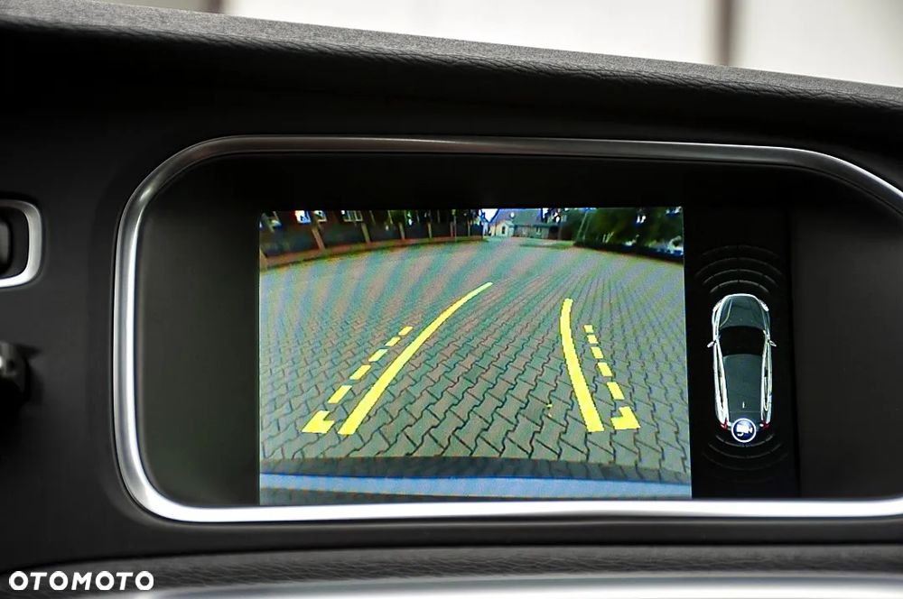 Volvo V40 D2 Drive-E Momentum - 39