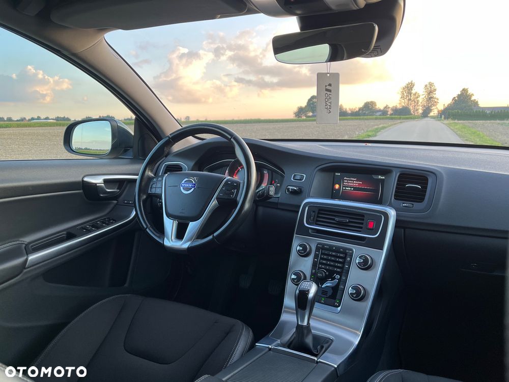 Volvo V60 D3 Drive-E Summum - 24