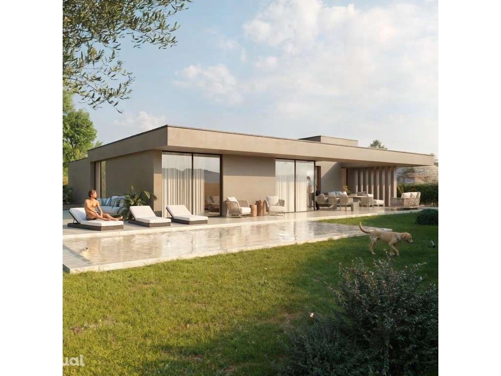 Viva com Elegância: Moradia Térrea com Piscina, 4 Frentes e Jardim ... - Grande imagem: 2/16