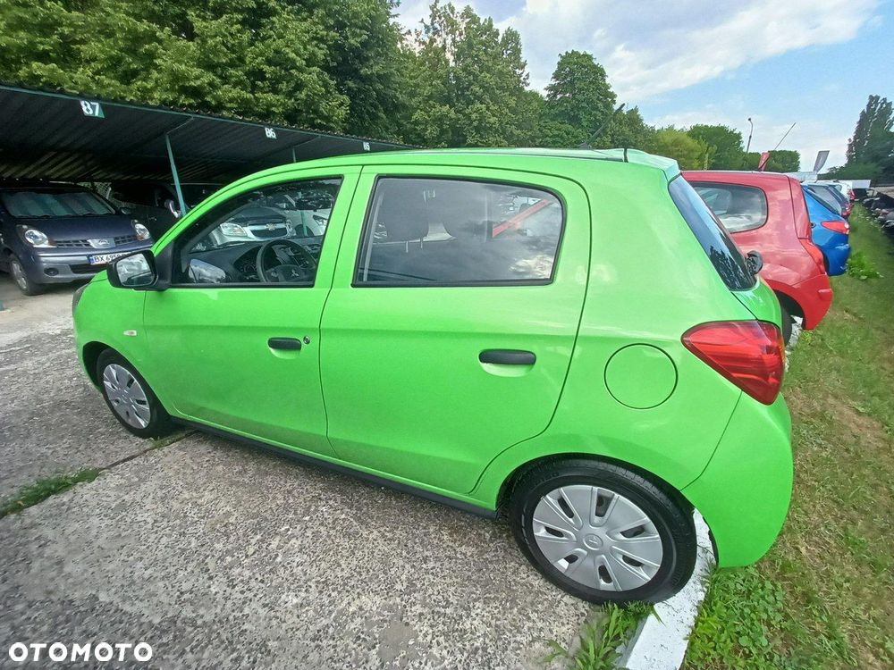 Mitsubishi Space Star - 11