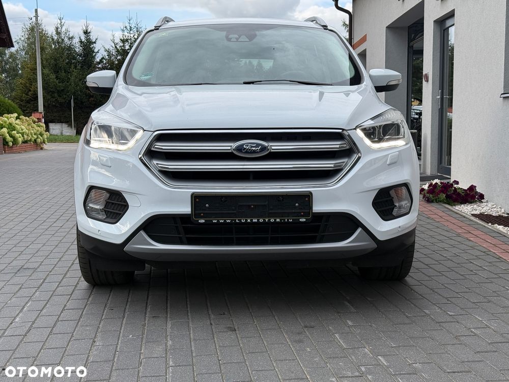 Ford Kuga 2.0 TDCi 4WD Titanium - 4