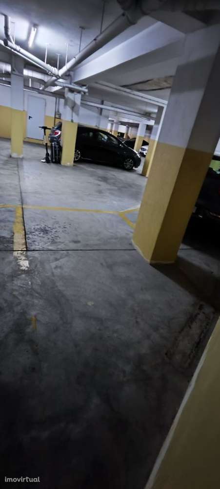 Disponível Lugar de Garagem - Centro de Gaia - Grande imagem: 4/7