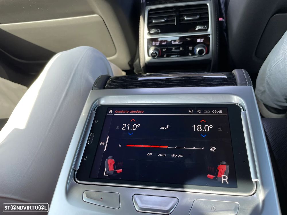 BMW 740 d xDrive Auto — fotografia 28