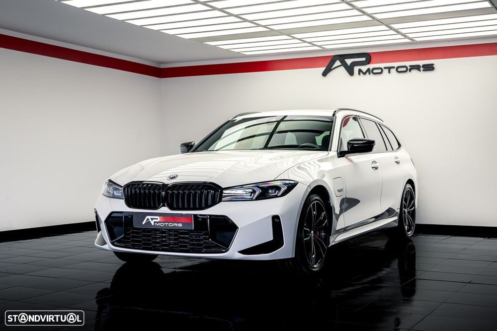BMW 330 e Pack Desportivo M Auto - 4