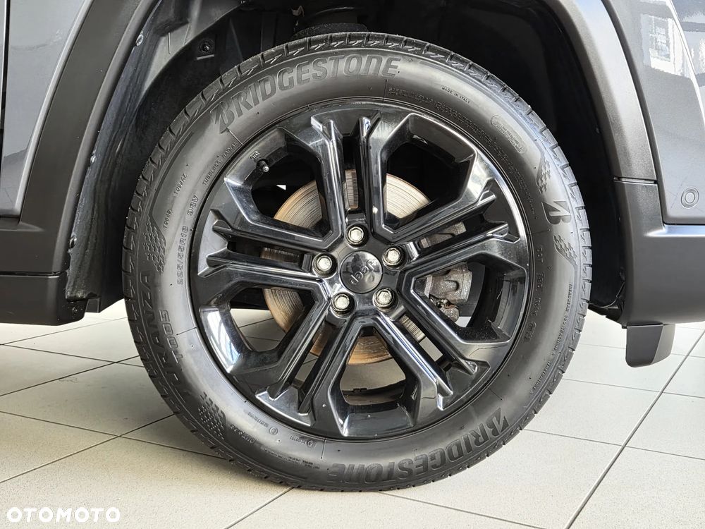 Jeep Compass 1.3 TMair Night Eagle FWD S&S - 8